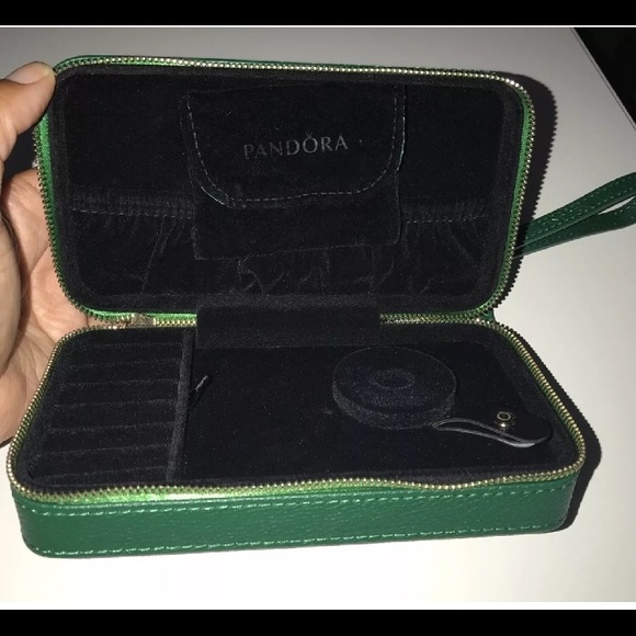 Pandora green leather travel case - Picture 4 of 5